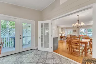 207 Honeysuckle Ln, Cary, NC 27513 - Photo 9
