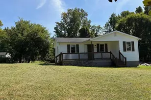 429 Merriman St, Henderson, NC 27536 - Photo 3