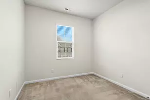 8807 Commons Townes Dr, Raleigh, NC 27616 - Photo 19