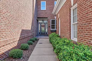815 Running Brook Trail, Raleigh, NC 27609 - Photo 5