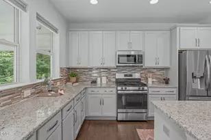 103 Medfield Ct, Chapel Hill, NC 27517 - Photo 13