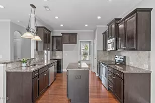 5720 Lumiere St, Holly Springs, NC 27540 - Photo 11