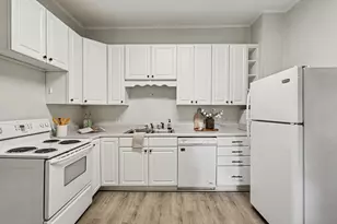 903 W Markham Ave, Durham, NC 27701 - Photo 11