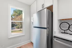 3812 Hollycrest Ct, Raleigh, NC 27612 - Photo 15