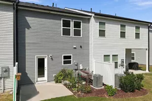 504 Barrington Row Ave, Zebulon, NC 27597 - Photo 35