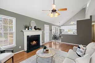 805 Natural Springs Ct, Fuquay Varina, NC 27526 - Photo 5