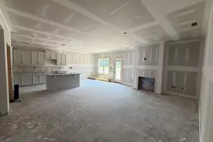 365 Thorntons Creek Dr, Erwin, NC 28339 - Photo 3
