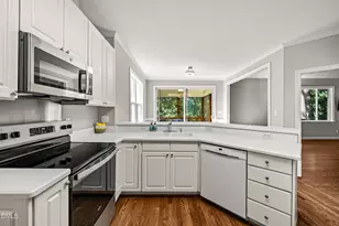 215 Lewiston Ct, Cary, NC 27513 - Photo 15