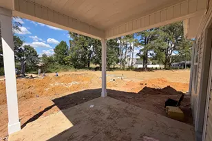 406 Thorntons Creek Dr, Erwin, NC 28339 - Photo 5