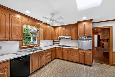 3705 Stonehaven Drive, Raleigh, NC 27609 - Photo 15