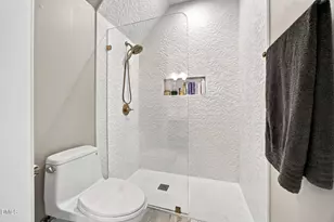 6701 Foxfire Pl, Raleigh, NC 27615 - Photo 31