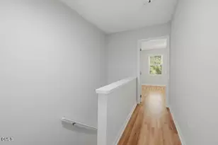 817 Edwards St, Chapel Hill, NC 27516 - Photo 11