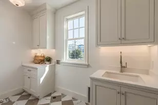 205 Park Ave, Raleigh, NC 27605 - Photo 35