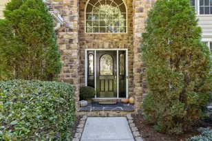 8208 Last Oak Ct, Raleigh, NC 27613 - Photo 3