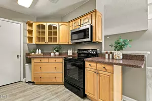 407 Gooseneck Dr, Cary, NC 27513 - Photo 15