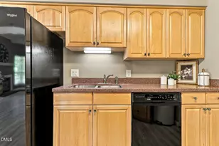 407 Gooseneck Dr, Cary, NC 27513 - Photo 17