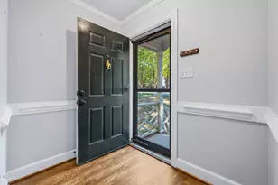 115 Hedgerow Ct, Cary, NC 27513 - Photo 5