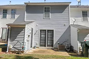 5635 Fieldcross Ct, Raleigh, NC 27610 - Photo 25