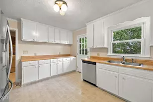 100 E C St, Erwin, NC 28339 - Photo 7