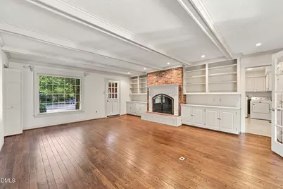 3129 Sutton Place, Burlington, NC 27215 - Photo 5