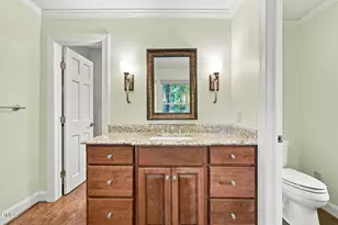 3129 Sutton Pl, Burlington, NC 27215 - Photo 13