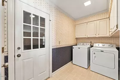 3129 Sutton Place, Burlington, NC 27215 - Photo 19