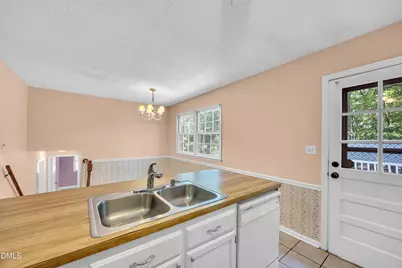 7808 Fairmont Court, Raleigh, NC 27615 - Photo 17