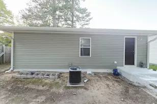 118 N Bullock St, Henderson, NC 27536 - Photo 5
