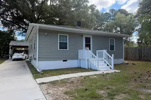 118 N Bullock St, Henderson, NC 27536 - Photo 3