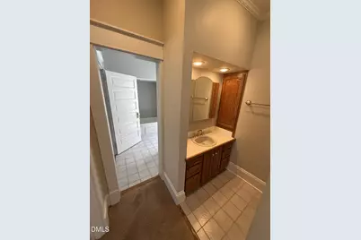 114 E Park Drive, Raleigh, NC 27605 - Photo 19