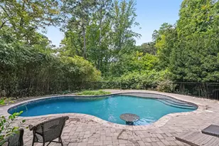 410 Brookside Dr, Chapel Hill, NC 27516 - Photo 23