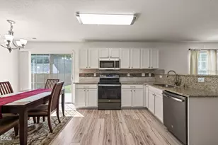 7504 Brighton Village Dr, Raleigh, NC 27616 - Photo 11