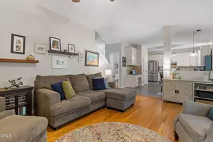 217 Ramshorn Ct, Holly Springs, NC 27540 - Photo 5