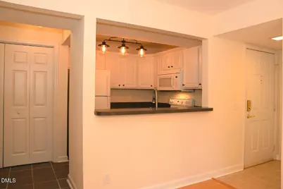 1221 Westview Lane #301, Raleigh, NC 27605 - Photo 9