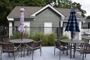 1221 Westview Ln, Raleigh, NC 27605 - Photo 21