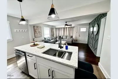 802 Maple Avenue, Burlington, NC 27215 - Photo 11