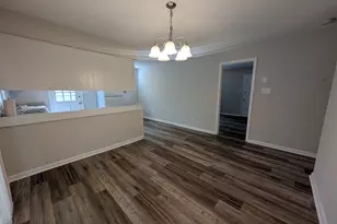 904 N Lee St, Zebulon, NC 27597 - Photo 11