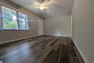 904 N Lee St, Zebulon, NC 27597 - Photo 9