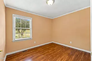 2403 Blanche Dr, Burlington, NC 27215 - Photo 17