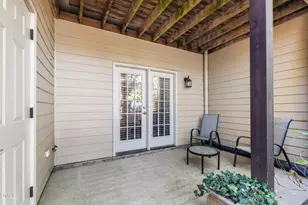 1347 Cameron View Ct, Raleigh, NC 27607 - Photo 41