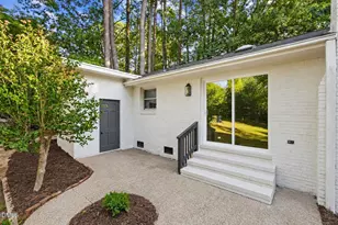 4900 Larchmont Dr, Raleigh, NC 27612 - Photo 35