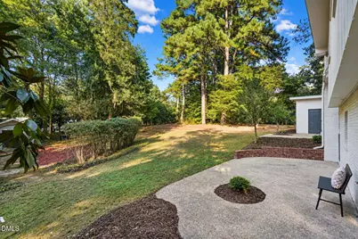 4900 Larchmont Drive, Raleigh, NC 27612 - Photo 33