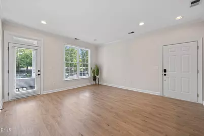 524 Aberdeen Drive #204, Chapel Hill, NC 27516 - Photo 5
