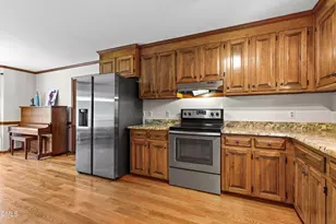 8509 Ashwood Dr, Raleigh, NC 27603 - Photo 9