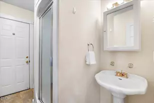 2570 Old Plantation Dr, Kinston, NC 28504 - Photo 47