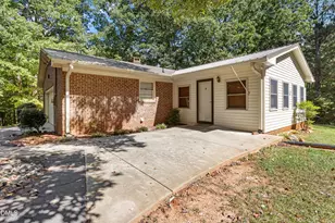 8304 Hillcrest Farm Rd, Sanford, NC 27330 - Photo 13