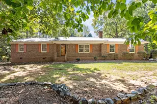 8304 Hillcrest Farm Rd, Sanford, NC 27330 - Photo 7