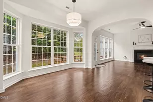 4921 Delta Lake Dr, Raleigh, NC 27612 - Photo 9