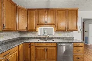 1987 Penrose Dr, Fayetteville, NC 28304 - Photo 11