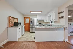 2010 N Shoreline Dr, Sanford, NC 27330 - Photo 7